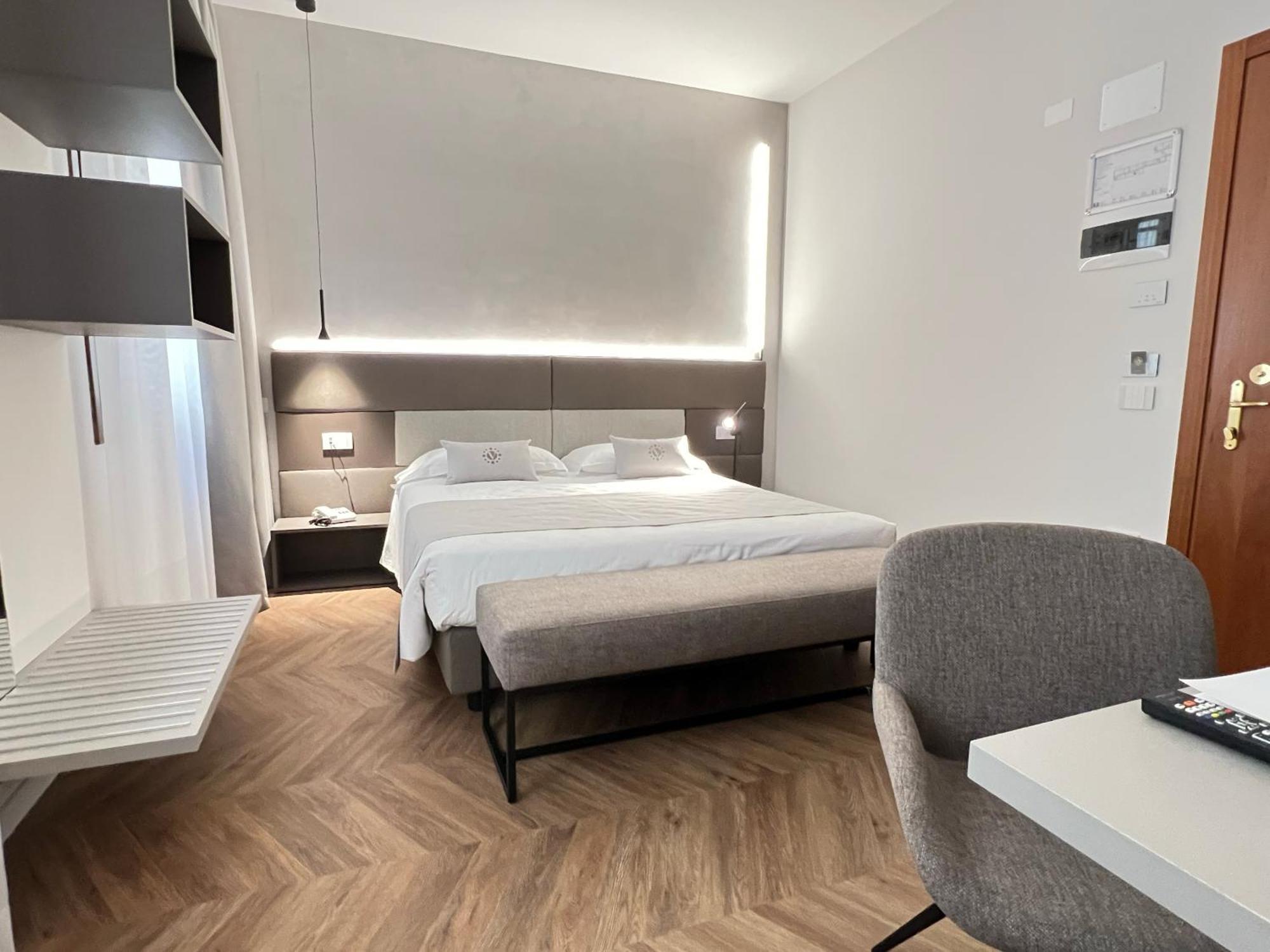 Hotel Vivit ***S Mestre Luaran gambar